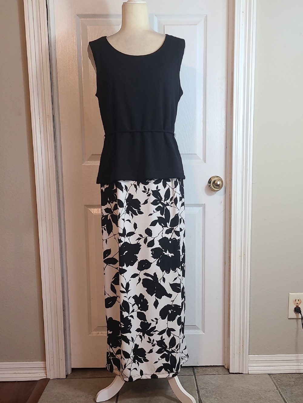 Scarlett Maxi Dress
